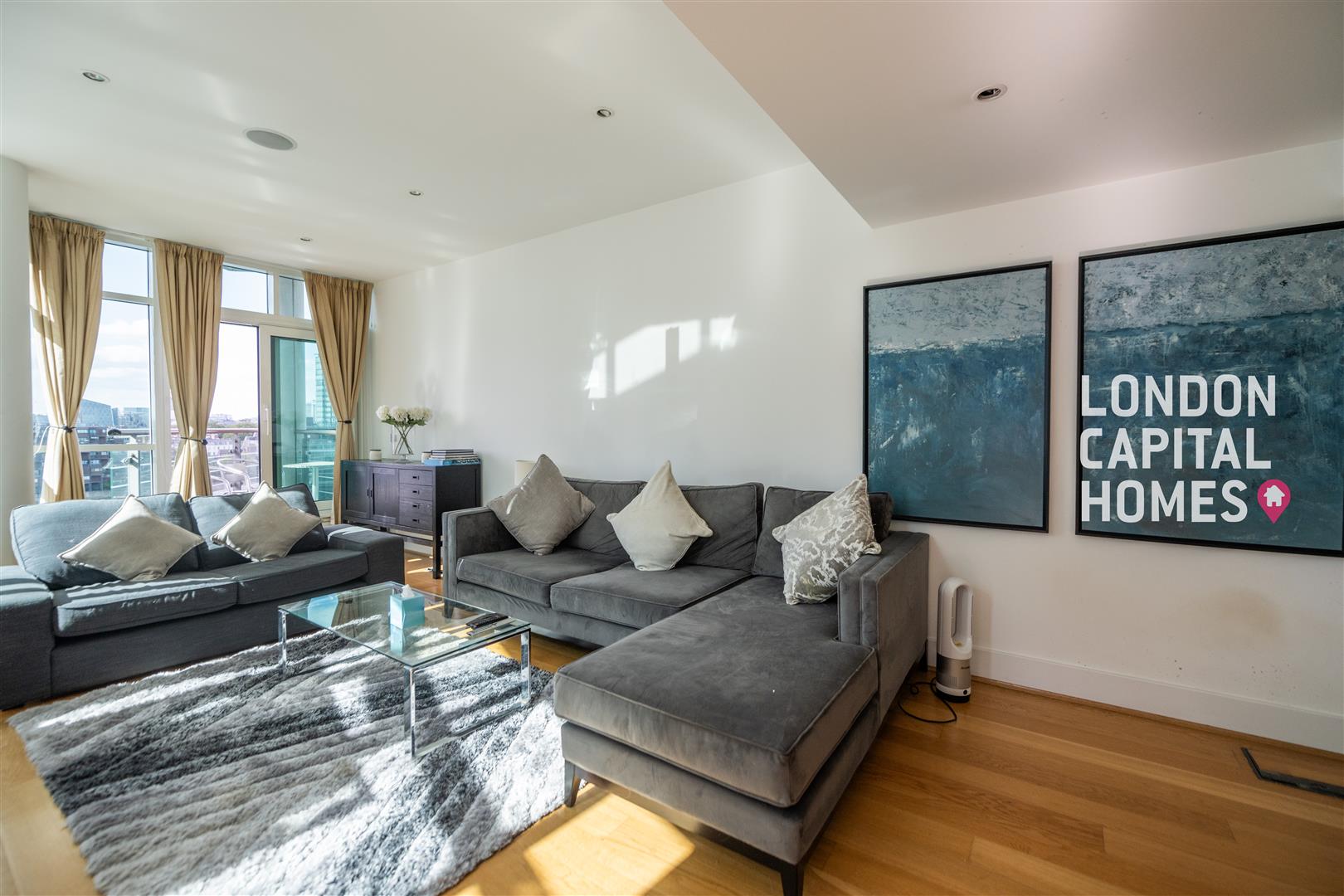 2 bed property in 2 St. George Wharf, London